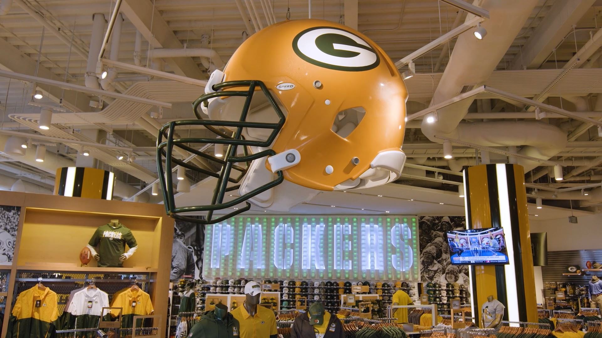 Green Bay Packers 2023 Team Wall Calendar at the Packers Pro Shop