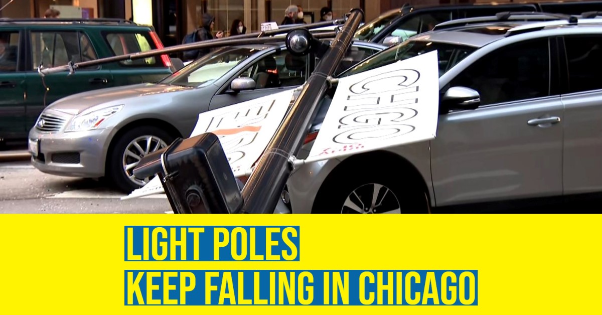 2022_03_light_poles_falling_in_chicago.jpg
